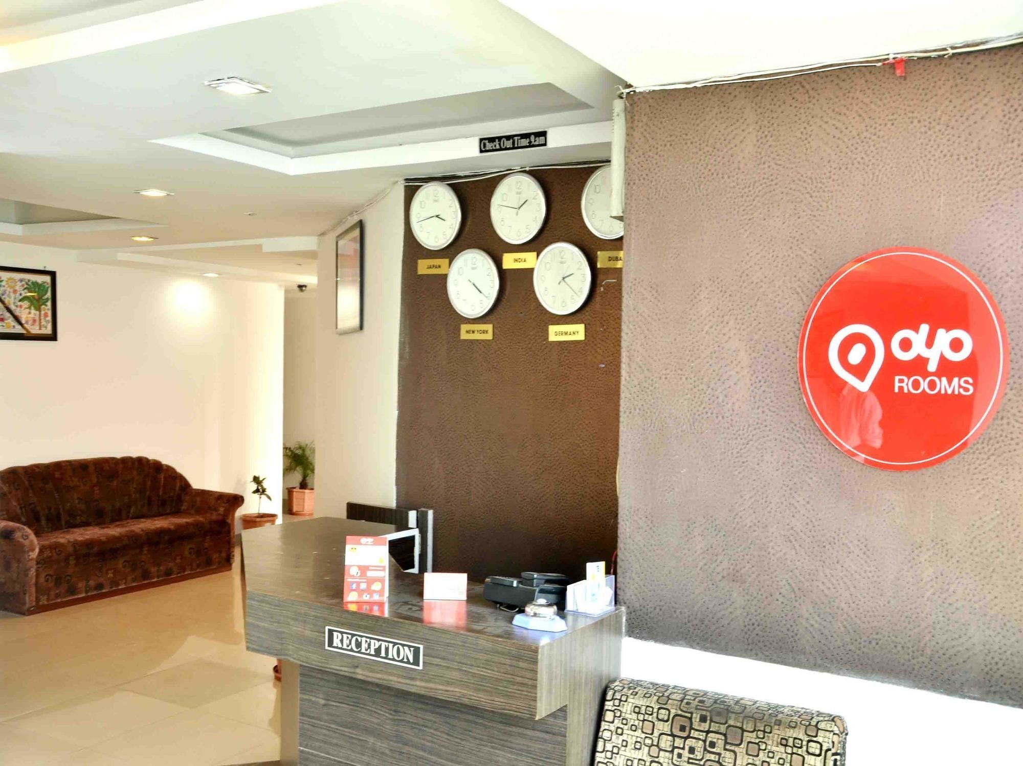 Hotel Vijay Nagar Indore Exteriör bild