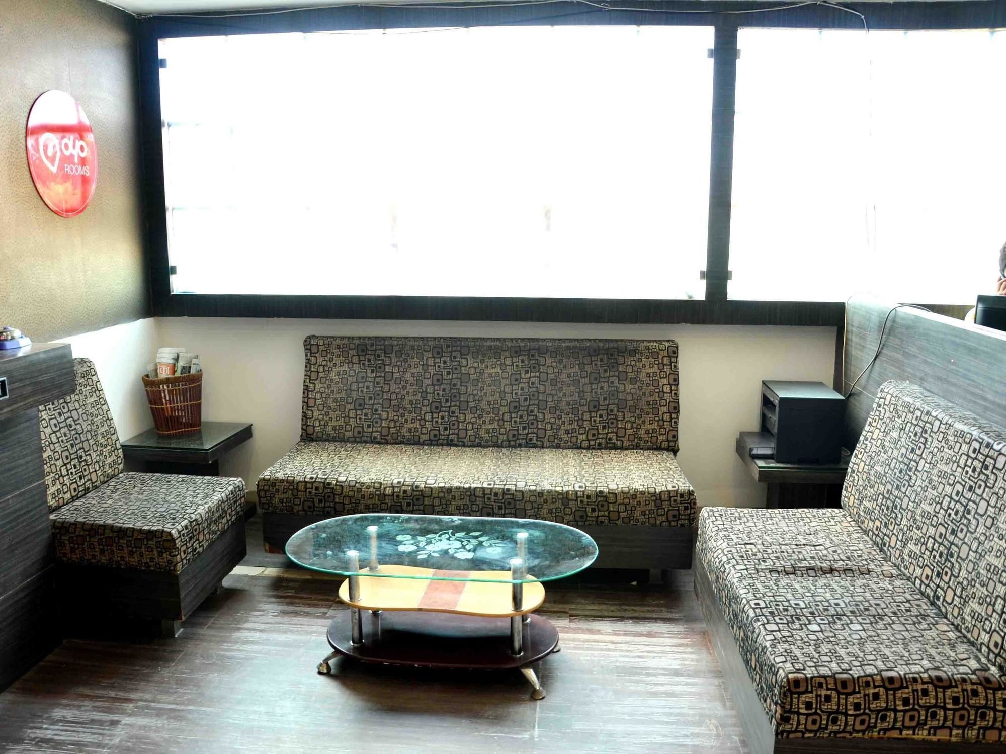 Hotel Vijay Nagar Indore Exteriör bild